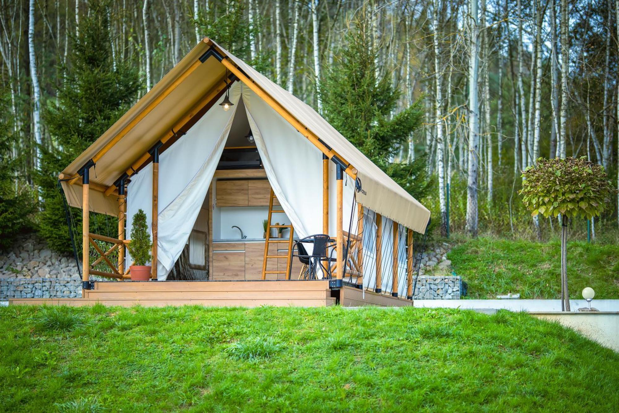 Glamping Pod Gwiazdami Pietrusza Wola Hotell Exteriör bild